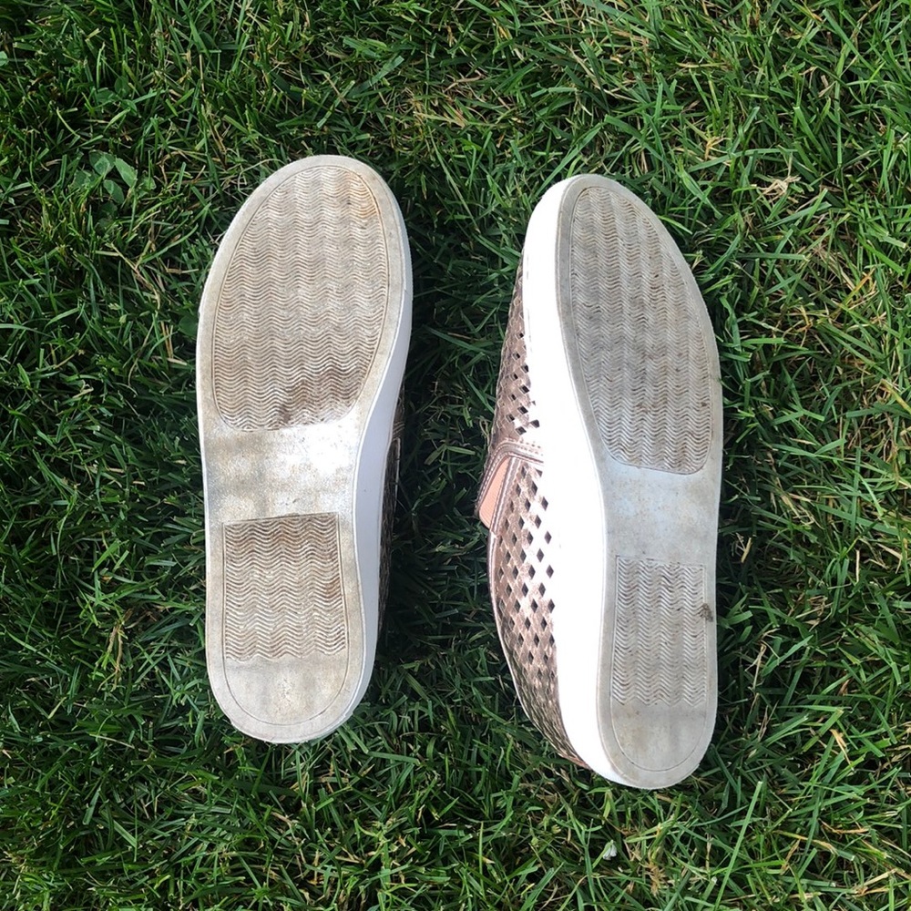Steve Madden rose gold slip on shoes - Picture 3 of 7